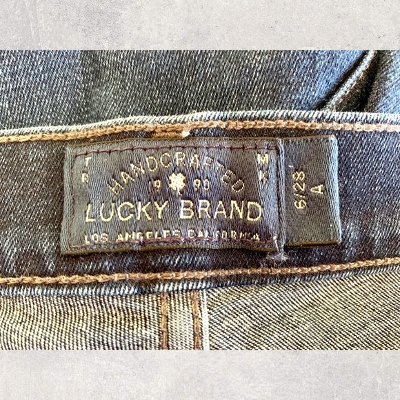 LUCKY BRAND SWEET STRAIGHT JEANS WOMEN’S 6/28 - Picture 3 of 4